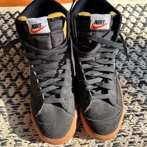 Ladies Nike high top sneakers